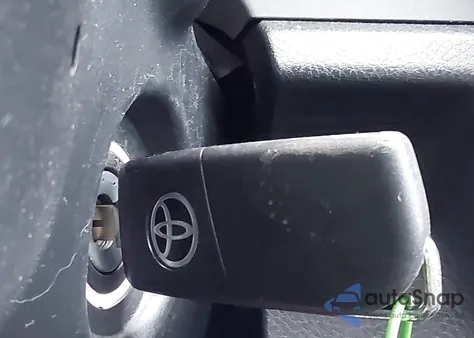 2024 Toyota Camry Se из США, поврежденный, VIN 4T1G11AK6RU884268